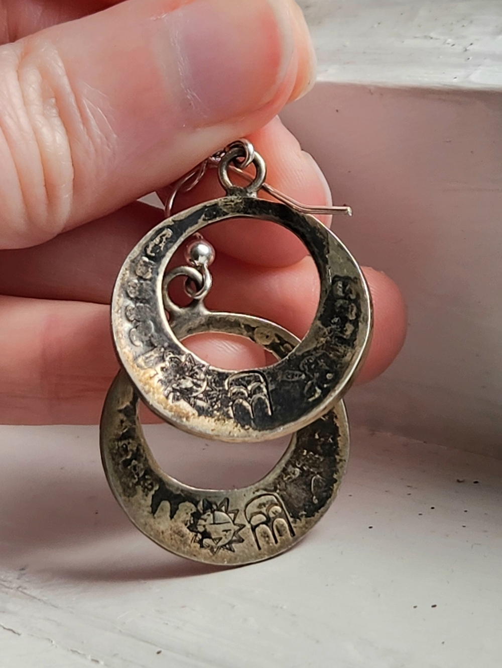 BEAUFORD DAWAHOYA HOPI OVERLAY STERLING SILVER EARRINGS - Picture 5 of 6